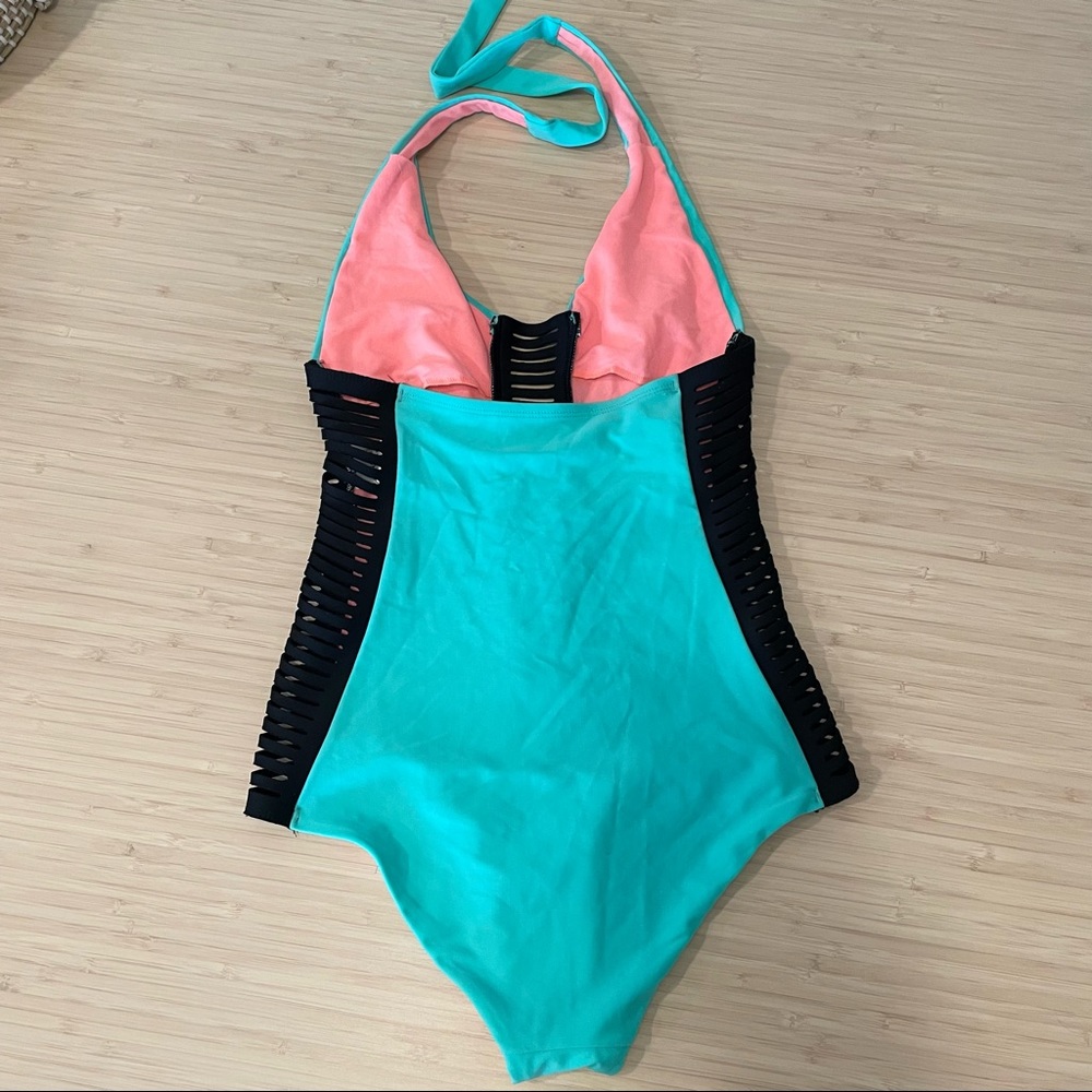 Body glove teal mint black cutout one piece swimsuit - Picture 5 of 8